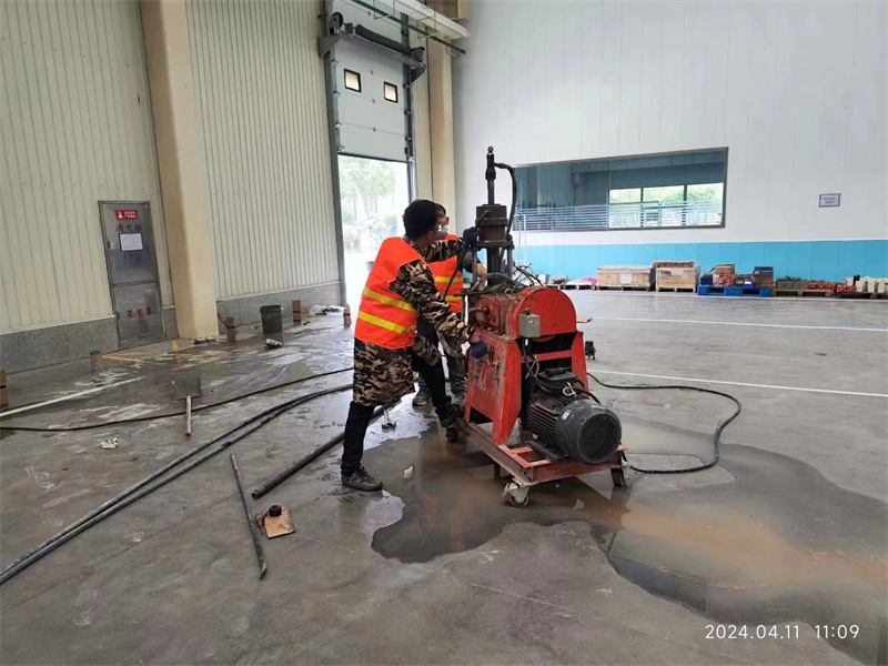 惠来厂房地面下沉塌陷注浆加固施工